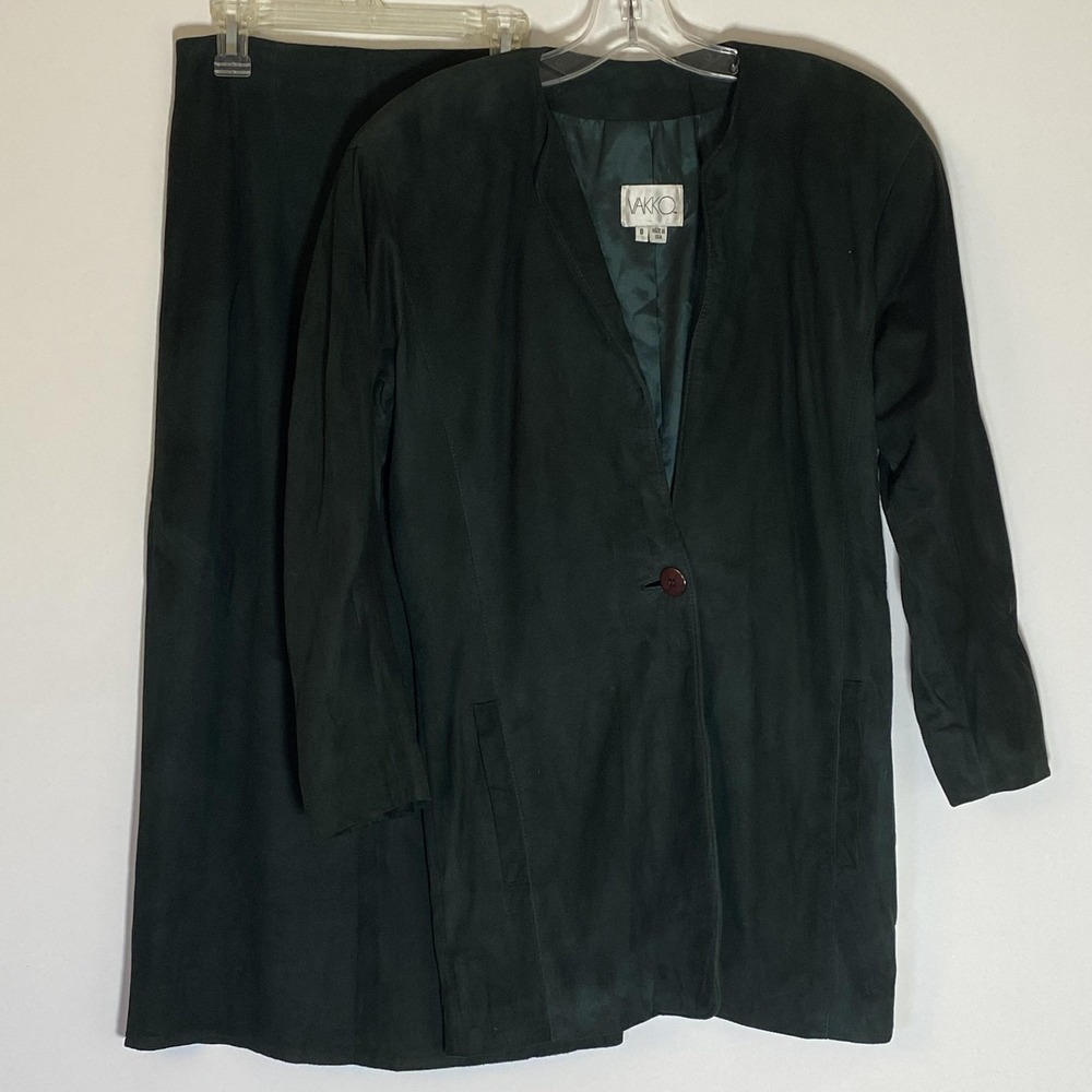 Vintage Vakko Skirt Suit Womens 10 Green Suede Long Jacket Set Made USA Career